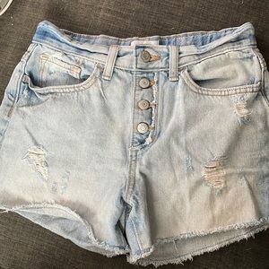 light blue denim shorts from old navy